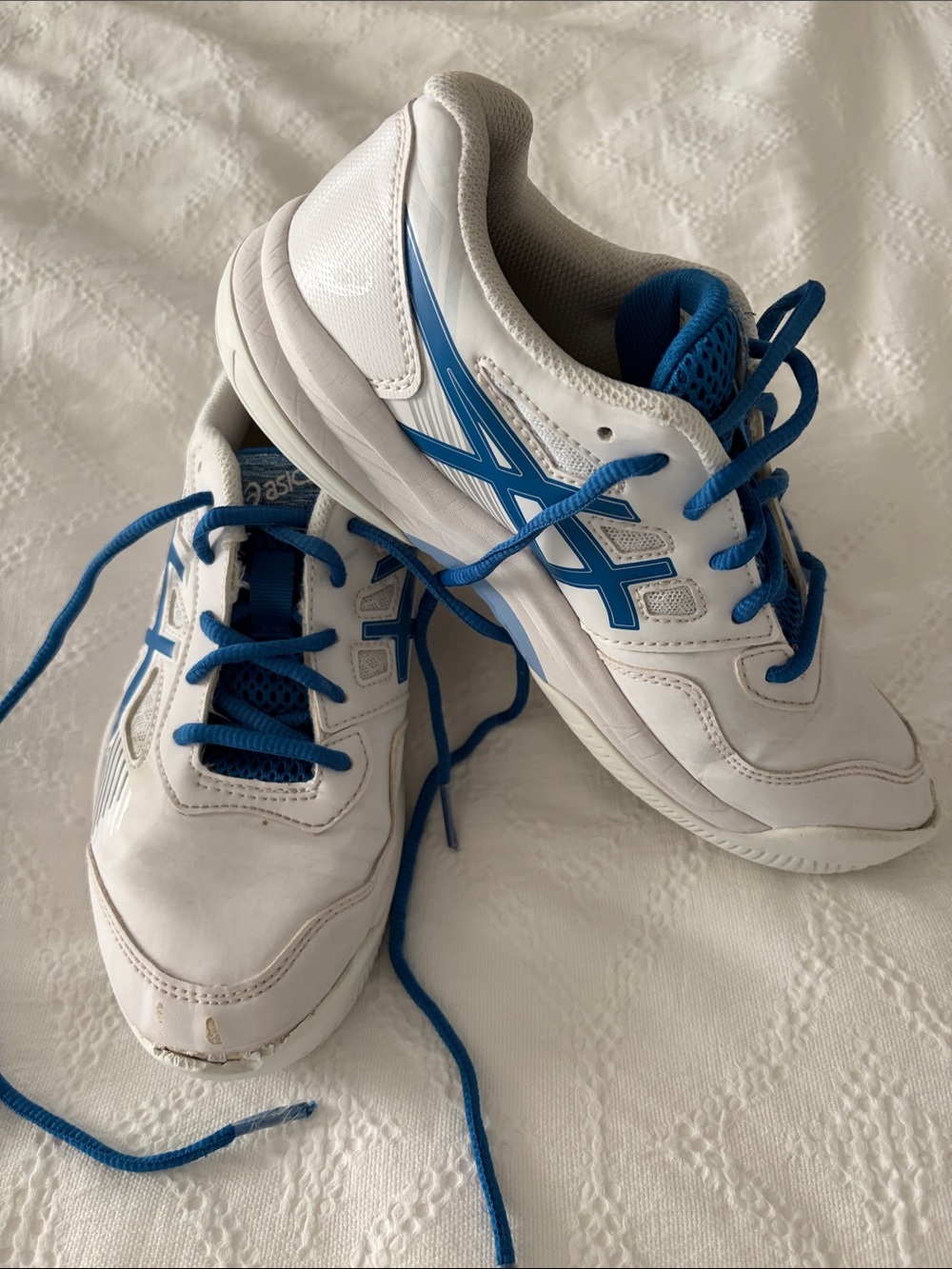 Asics White and Blue Volleyball Kids' Athletic Sneakers